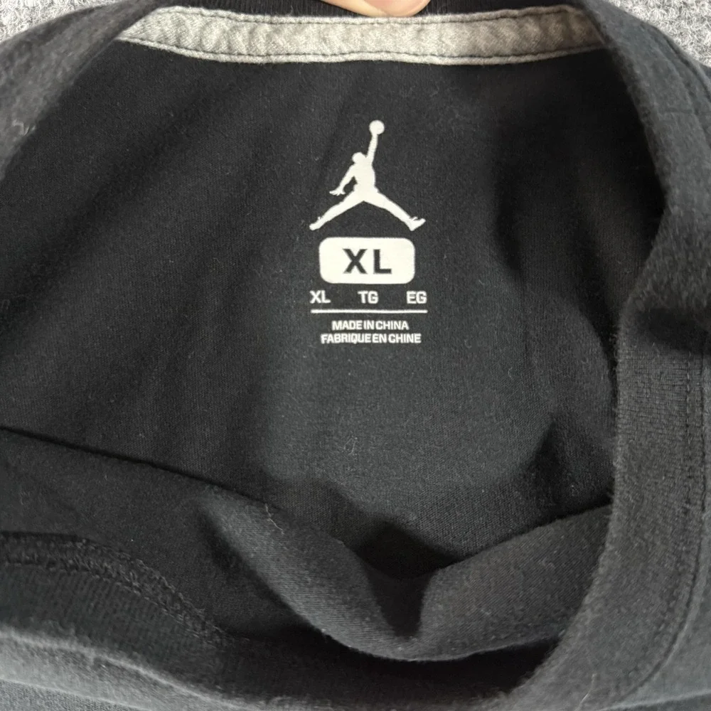 Jordan Shirt Mens XL Black Jumpman Logo JORDAN Back Graphic Tee Basketball